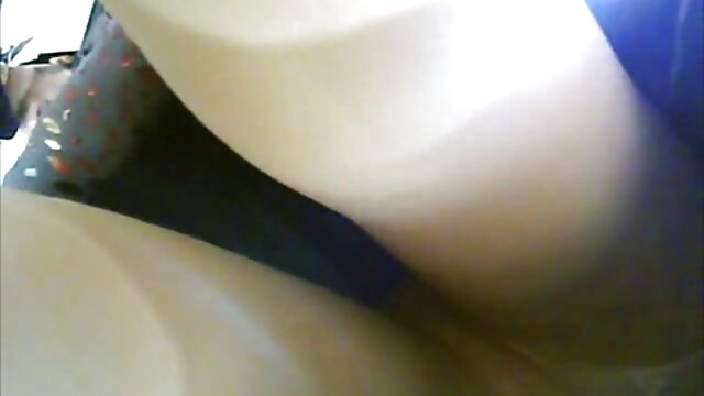 Kualitas HD :  Homem vingativo convida um amigo para foder a namorada sacana dele Video porno seksi 