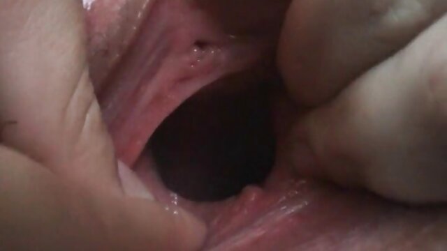 Kualitas HD :  Dua kacida aroused harlots aya di tengah asih lesbian gairah Video porno seksi 