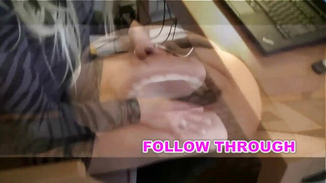 Kualitas HD :  Morena de peitos grandes Kesha Ortega montando um pica-pandanarum Video porno seksi 