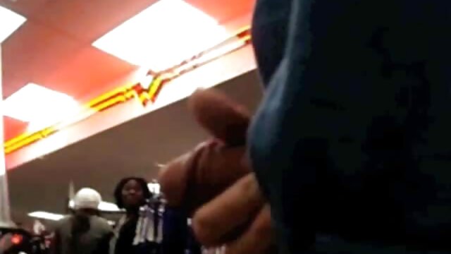 Kualitas HD : O homem dominante cuida da vagabunda tatuada, tornando o BDSM muito melhor Video porno seksi
