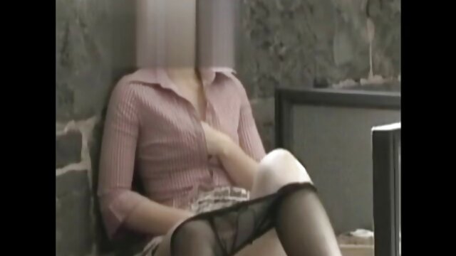 Kualitas HD :  Adorável garota Sybil Kailena esfregando a buceta com um brinquedo Video porno seksi 
