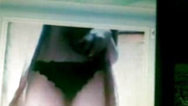 Kualitas HD :  Tattooed babe jeung man cocoba gundul guy kana bisexual threesome Video porno seksi 