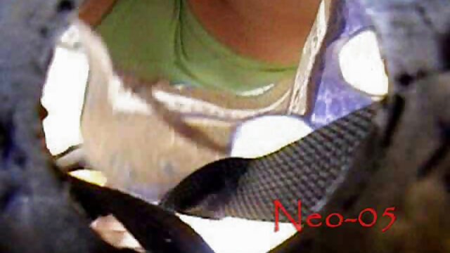 Kualitas HD :  Uma colagem de lindas garotas com seus buracos entupidos Video porno seksi 