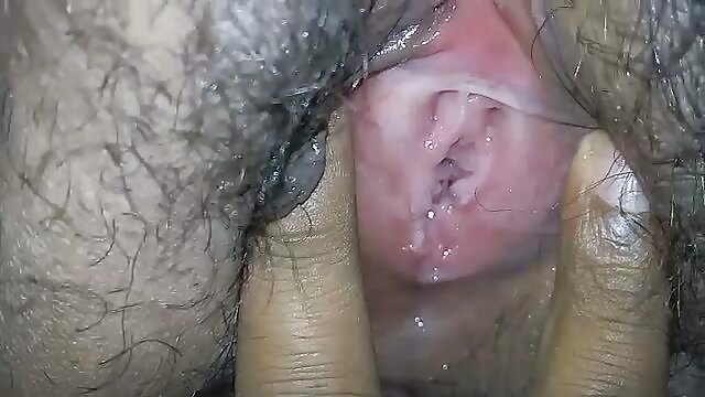 Kualitas HD :  Endah si rambut coklat babe Jada Kai muterkeun ku kabayang badag Video porno seksi 
