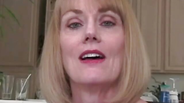 Kualitas HD :  Linda MILF Veronica Rayne precisa de uma surra agora Video porno seksi 