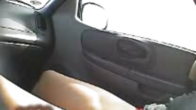 Kualitas HD :  Classy babe hayang méré manéhna pelesir lisan saméméh lalaki boneka Video porno seksi 