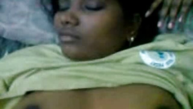 Kualitas HD : Guru sakola Nasty jeung deviant nyaéta sorangan jeung piaraan brunette nya Video porno seksi
