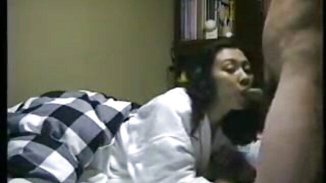 Kualitas HD :  Aula Avril kitu lapar pikeun evan Batu sacara dick anak absurd Video porno seksi 