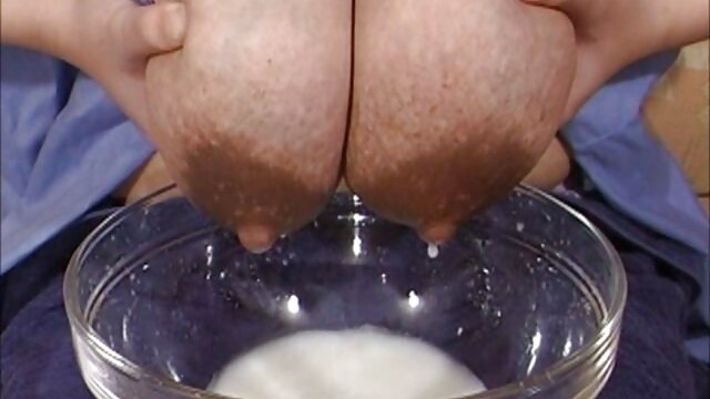 Kualitas HD :  Funcionário de escritório usa um grande galo para satisfazer a chefe gostosa com peitos grandes Video porno seksi 