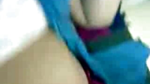 Kualitas HD :  Loira peituda sendo analisada pelo homem ao ar livre Video porno seksi 
