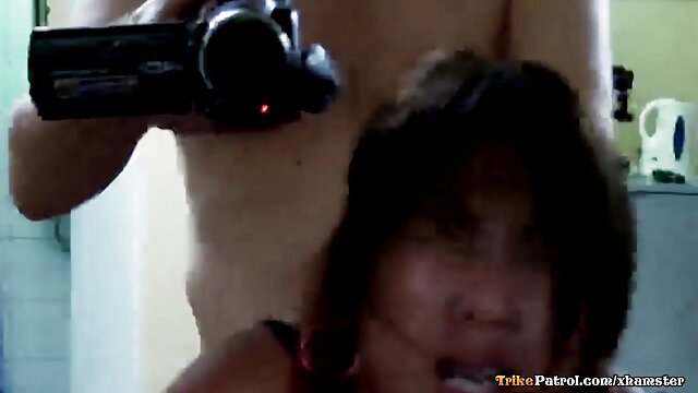 Kualitas HD :  Querida asiática está usando a boca e os seios para um boquete melhor Video porno seksi 
