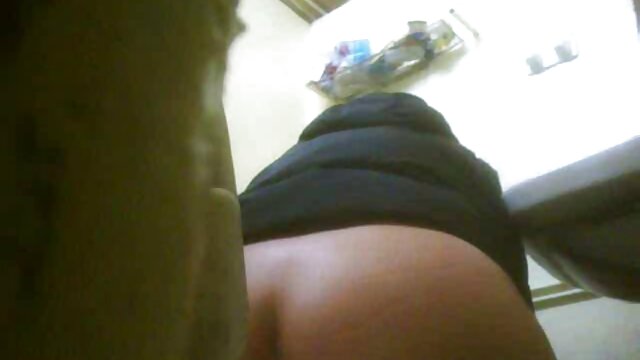 Kualitas HD :  Dona de casa loira punida pelo marido por perder uma aliança Video porno seksi 